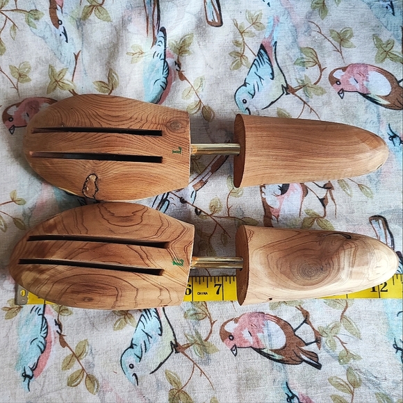 Allen Edmonds Wooden Cedar? Men's Wood Shoe Stretcher Form Size Large Adjustable - Picture 4 of 10